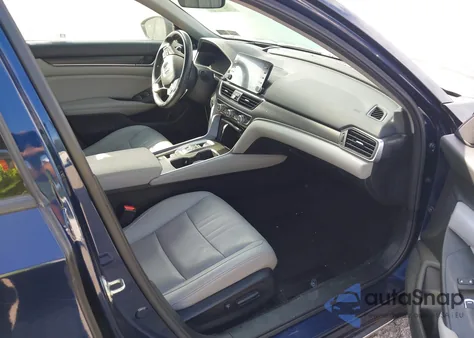 2020 Honda Accord Hybrid Touring z USA, uszkodzony, nr VIN 1HGCV3F96LA001112